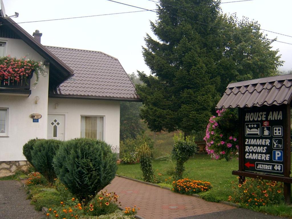 House Ana Acomodação com café da manhã Plitvička Jezera Exterior foto